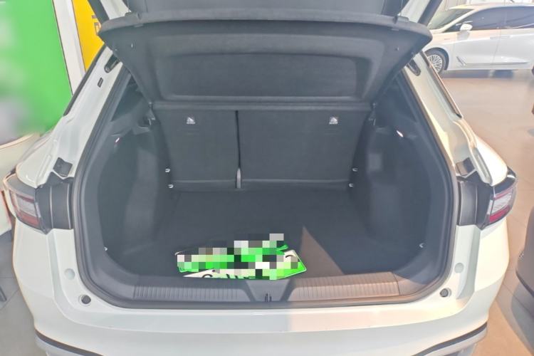 Used Volkswagen ID.4 X 2024 Pure & Smart Edition Trunk