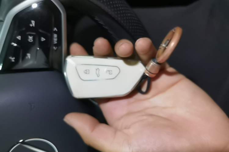 Used Volkswagen ID.4 X 2024 Pure & Smart Edition Vehicle Key