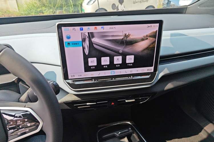 Used Volkswagen ID.4 X 2025 Smart Version Pure & Intelligent Enjoyment Edition Audio And AC Panel