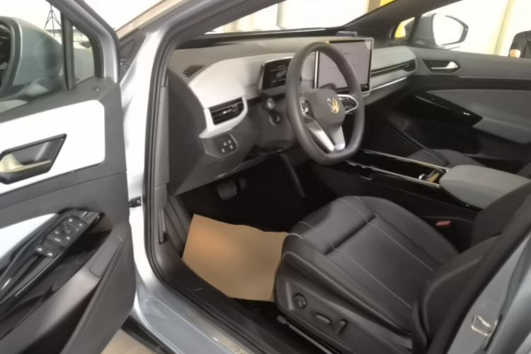 Used Volkswagen ID.4 X 2025 Smart Version Pure & Intelligent Enjoyment Edition Driver Seat