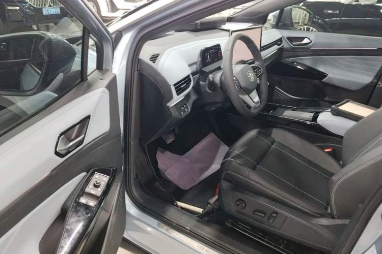 Used Volkswagen ID.4 X 2025 Smart Version Pure & Intelligent Enjoyment Edition Driver Seat