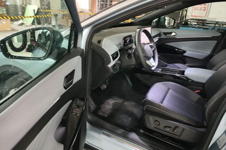 Used Volkswagen ID.4 X 2025 Smart Version Pure & Intelligent Enjoyment Edition Driver Seat