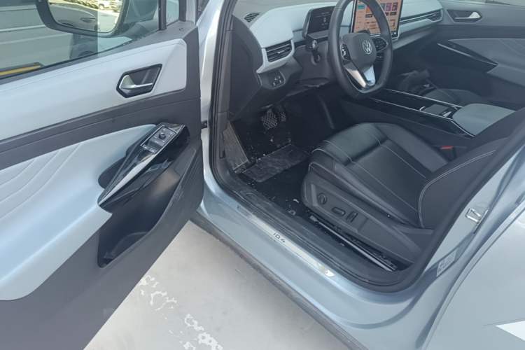 Used Volkswagen ID.4 X 2025 Smart Version Pure & Intelligent Enjoyment Edition Driver Seat