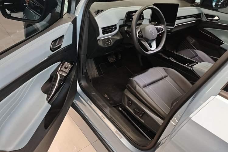 Used Volkswagen ID.4 X 2025 Smart Version Pure & Intelligent Enjoyment Edition Driver Seat