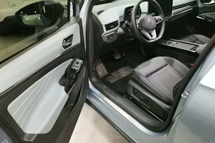 Used Volkswagen ID.4 X 2025 Smart Version Pure & Intelligent Enjoyment Edition Driver Seat