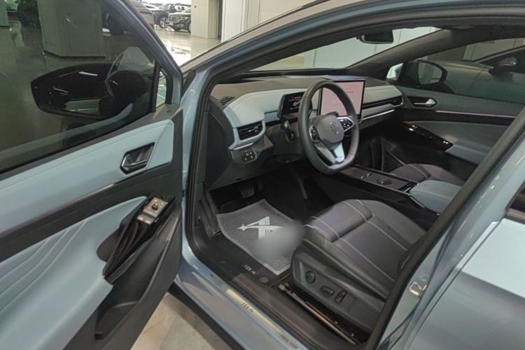 Used Volkswagen ID.4 X 2025 Smart Version Pure & Intelligent Enjoyment Edition Driver Seat