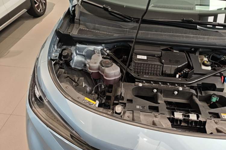 Used Volkswagen ID.4 X 2025 Smart Version Pure & Intelligent Enjoyment Edition Engine Bay Right