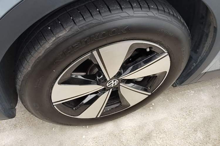 Used Volkswagen ID.4 X 2025 Smart Version Pure & Intelligent Enjoyment Edition Exterior 1