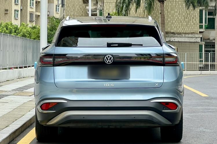 Used Volkswagen ID.4 X 2025 Smart Version Pure & Intelligent Enjoyment Edition Exterior 3