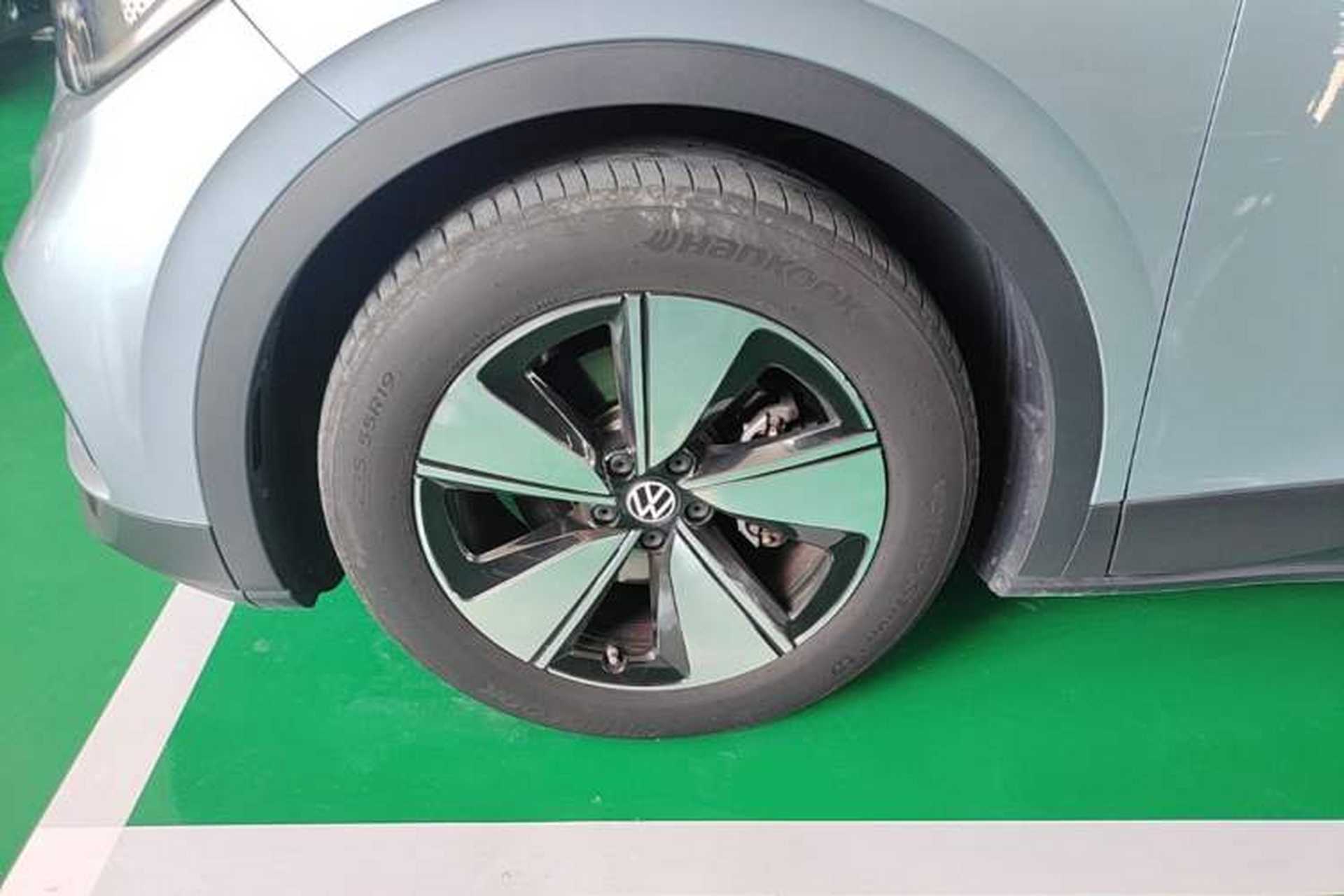 Used Volkswagen ID.4 X 2025 Smart Version Pure & Intelligent Enjoyment Edition Exterior 4