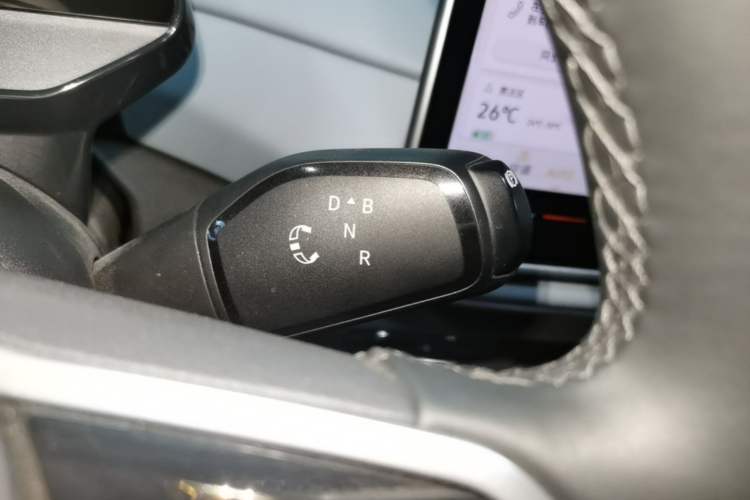 Used Volkswagen ID.4 X 2025 Smart Version Pure & Intelligent Enjoyment Edition Gear Lever