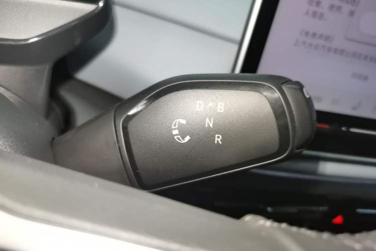 Used Volkswagen ID.4 X 2025 Smart Version Pure & Intelligent Enjoyment Edition Gear Lever