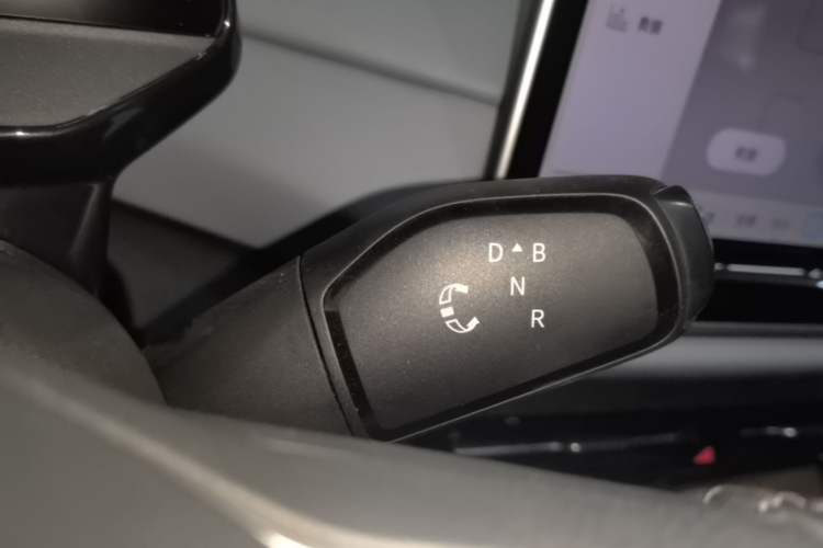 Used Volkswagen ID.4 X 2025 Smart Version Pure & Intelligent Enjoyment Edition Gear Lever