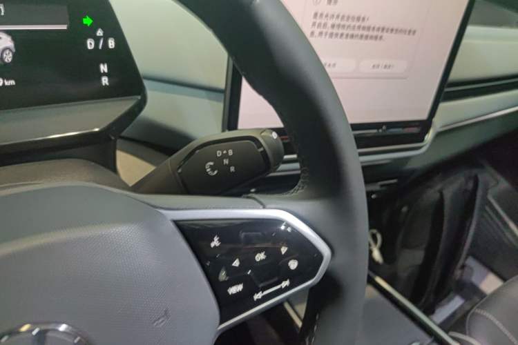 Used Volkswagen ID.4 X 2025 Smart Version Pure & Intelligent Enjoyment Edition Gear Lever