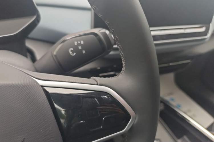 Used Volkswagen ID.4 X 2025 Smart Version Pure & Intelligent Enjoyment Edition Gear Lever