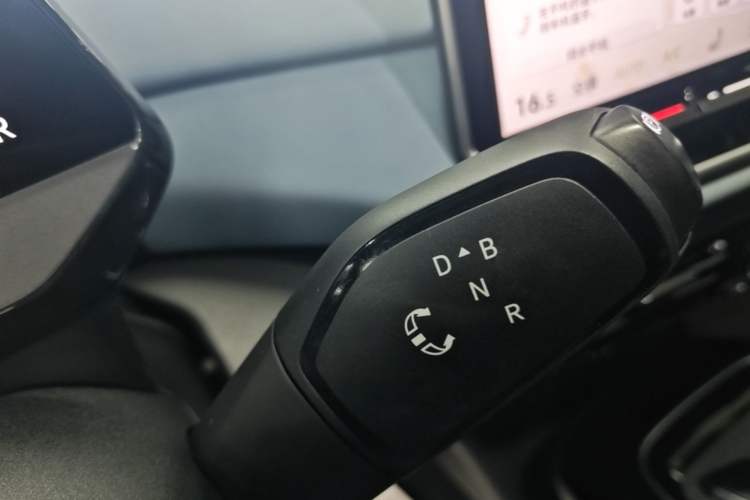Used Volkswagen ID.4 X 2025 Smart Version Pure & Intelligent Enjoyment Edition Gear Lever