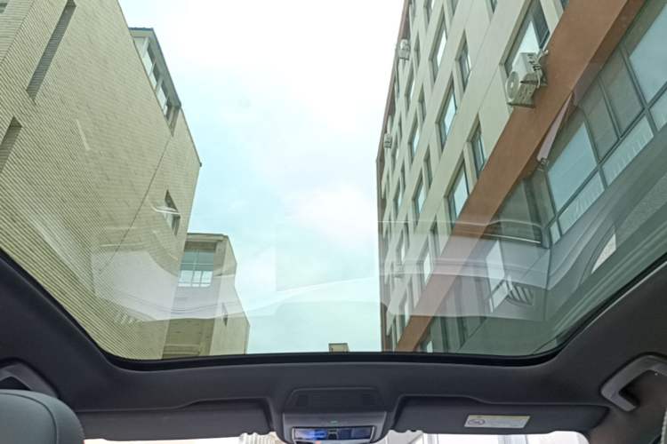 Used Volkswagen ID.4 X 2025 Smart Version Pure & Intelligent Enjoyment Edition Headliner