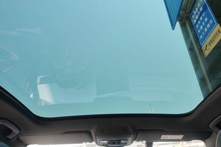 Used Volkswagen ID.4 X 2025 Smart Version Pure & Intelligent Enjoyment Edition Headliner