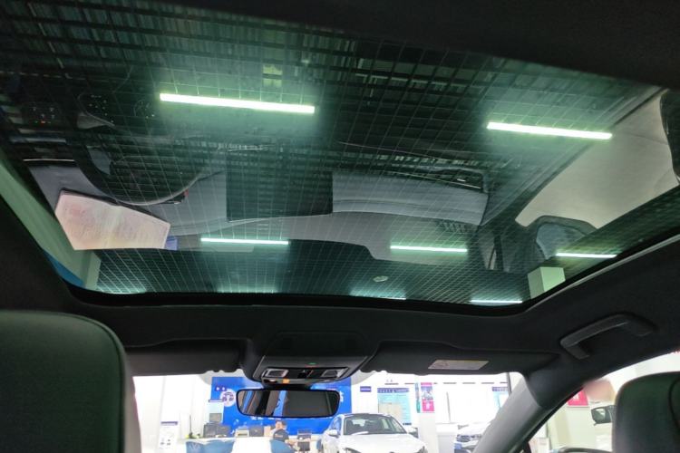 Used Volkswagen ID.4 X 2025 Smart Version Pure & Intelligent Enjoyment Edition Headliner