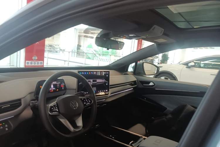 Used Volkswagen ID.4 X 2025 Smart Version Pure & Intelligent Enjoyment Edition Headliner