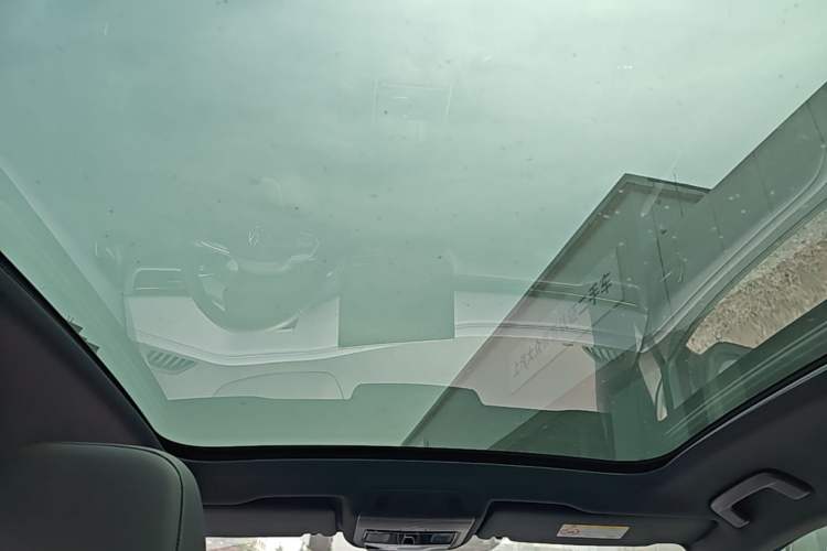Used Volkswagen ID.4 X 2025 Smart Version Pure & Intelligent Enjoyment Edition Headliner