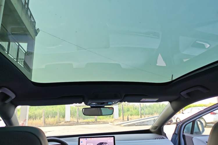 Used Volkswagen ID.4 X 2025 Smart Version Pure & Intelligent Enjoyment Edition Headliner