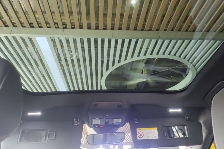 Used Volkswagen ID.4 X 2025 Smart Version Pure & Intelligent Enjoyment Edition Headliner