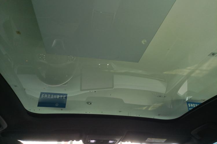 Used Volkswagen ID.4 X 2025 Smart Version Pure & Intelligent Enjoyment Edition Headliner