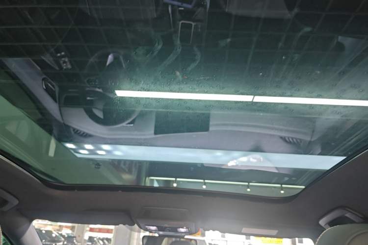 Used Volkswagen ID.4 X 2025 Smart Version Pure & Intelligent Enjoyment Edition Headliner