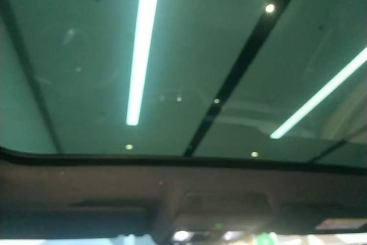 Used Volkswagen ID.4 X 2025 Smart Version Pure & Intelligent Enjoyment Edition Headliner