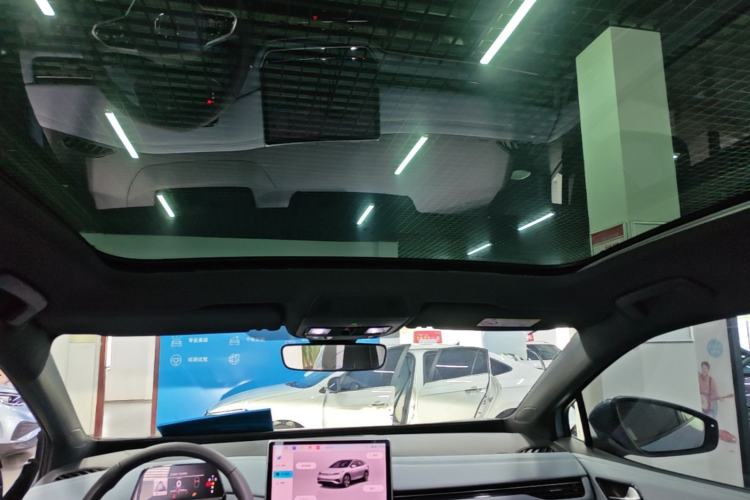Used Volkswagen ID.4 X 2025 Smart Version Pure & Intelligent Enjoyment Edition Headliner