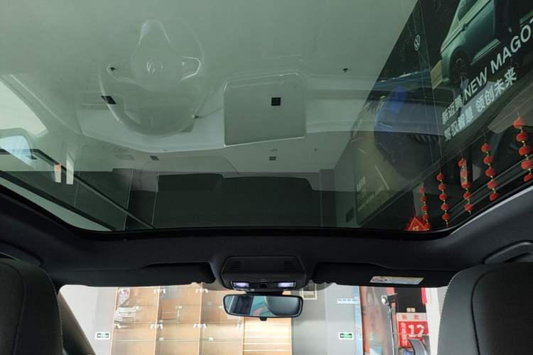 Used Volkswagen ID.4 X 2025 Smart Version Pure & Intelligent Enjoyment Edition Headliner