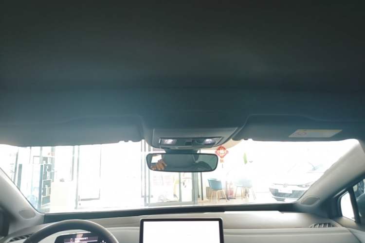 Used Volkswagen ID.4 X 2025 Smart Version Pure & Intelligent Enjoyment Edition Headliner
