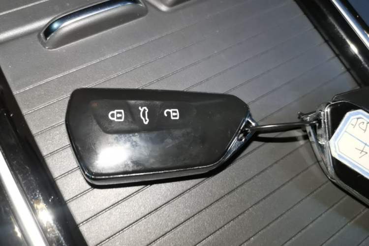 Used Volkswagen ID.4 X 2025 Smart Version Pure & Intelligent Enjoyment Edition Interior 1