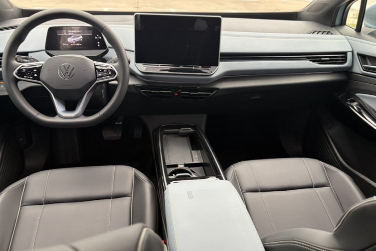 Used Volkswagen ID.4 X 2025 Smart Version Pure & Intelligent Enjoyment Edition Interior 1