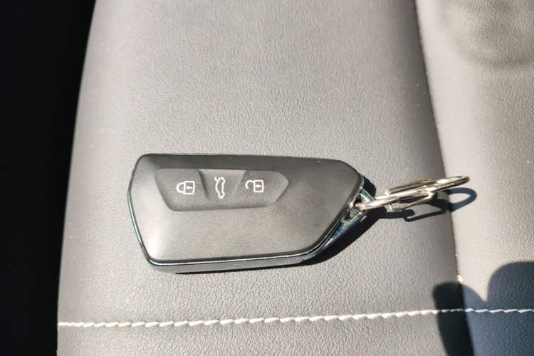 Used Volkswagen ID.4 X 2025 Smart Version Pure & Intelligent Enjoyment Edition Interior 1