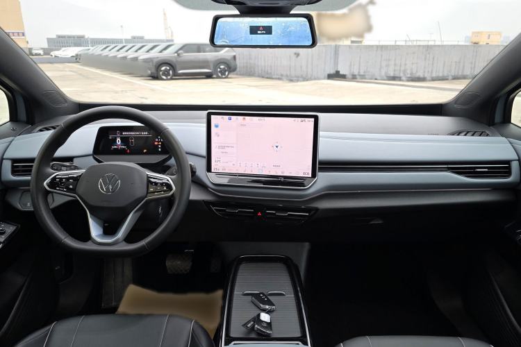 Used Volkswagen ID.4 X 2025 Smart Version Pure & Intelligent Enjoyment Edition Interior 3
