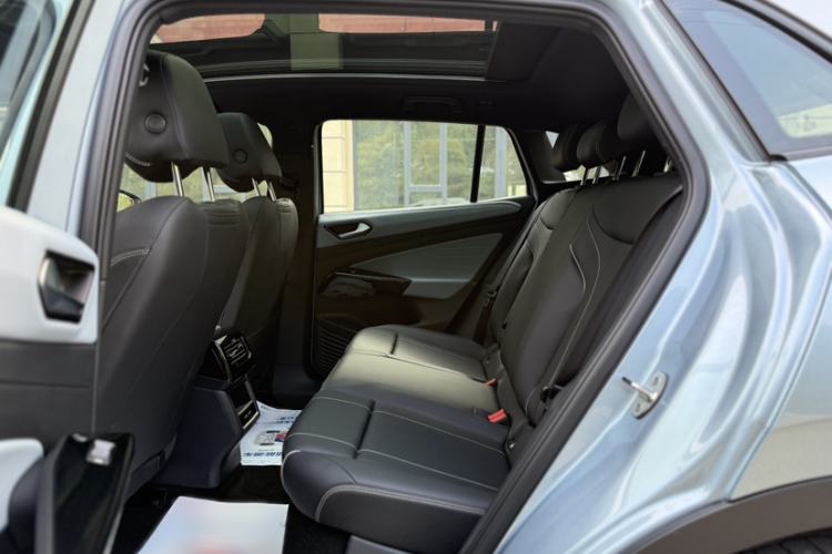 Used Volkswagen ID.4 X 2025 Smart Version Pure & Intelligent Enjoyment Edition Interior 3
