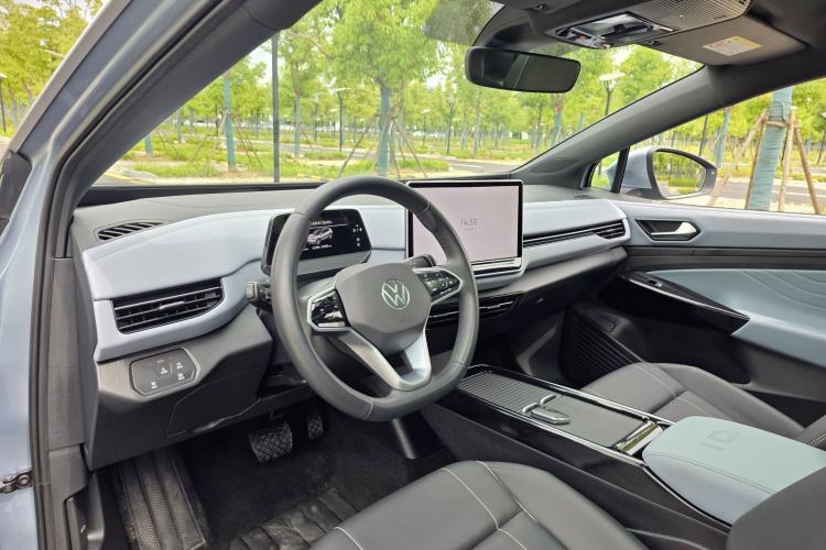 Used Volkswagen ID.4 X 2025 Smart Version Pure & Intelligent Enjoyment Edition Interior 4