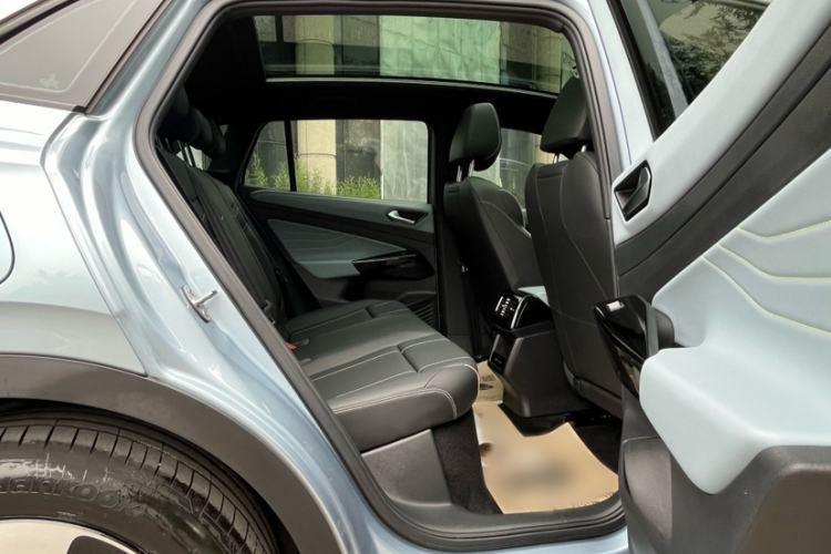 Used Volkswagen ID.4 X 2025 Smart Version Pure & Intelligent Enjoyment Edition Interior 6