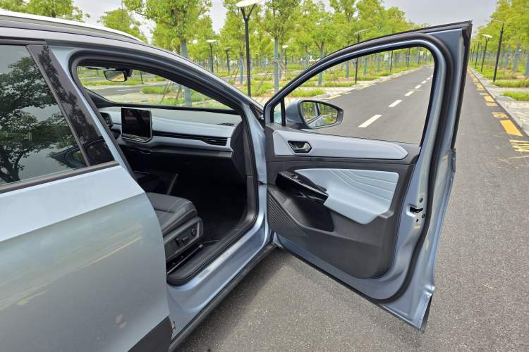 Used Volkswagen ID.4 X 2025 Smart Version Pure & Intelligent Enjoyment Edition Interior 7