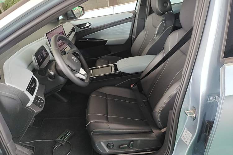 Used Volkswagen ID.4 X 2025 Smart Version Pure & Intelligent Enjoyment Edition Left Front Seat
