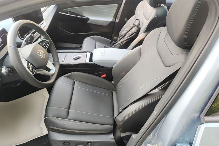 Used Volkswagen ID.4 X 2025 Smart Version Pure & Intelligent Enjoyment Edition Left Front Seat
