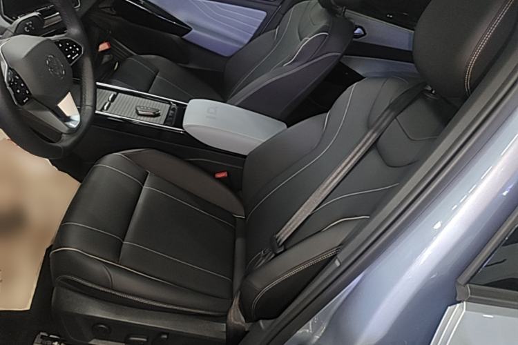 Used Volkswagen ID.4 X 2025 Smart Version Pure & Intelligent Enjoyment Edition Left Front Seat