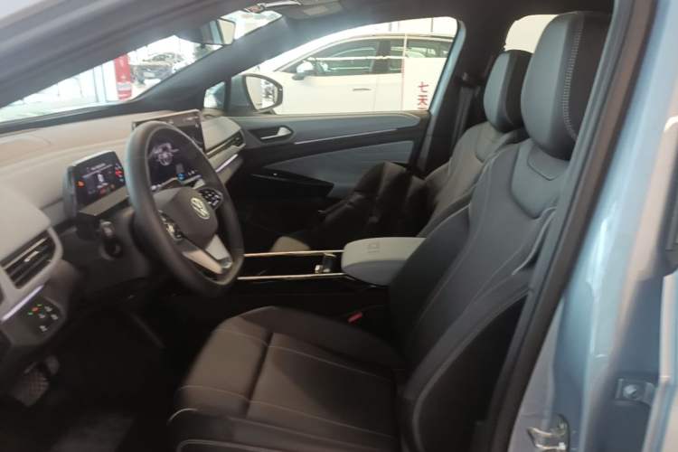 Used Volkswagen ID.4 X 2025 Smart Version Pure & Intelligent Enjoyment Edition Left Front Seat