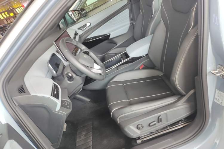 Used Volkswagen ID.4 X 2025 Smart Version Pure & Intelligent Enjoyment Edition Left Front Seat