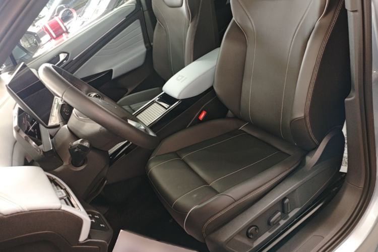 Used Volkswagen ID.4 X 2025 Smart Version Pure & Intelligent Enjoyment Edition Left Front Seat
