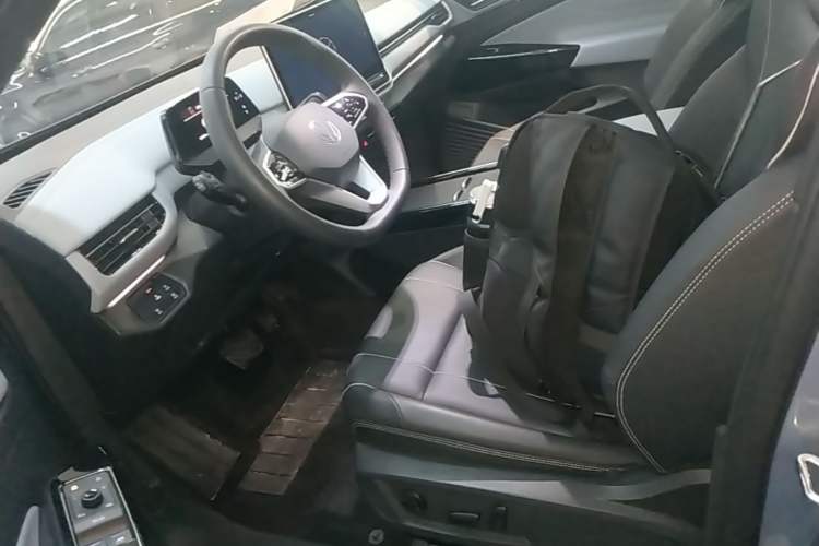 Used Volkswagen ID.4 X 2025 Smart Version Pure & Intelligent Enjoyment Edition Left Front Seat