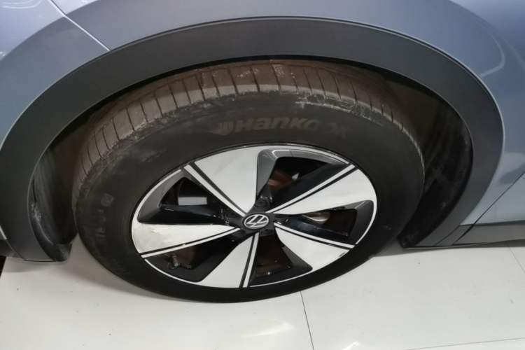 Used Volkswagen ID.4 X 2025 Smart Version Pure & Intelligent Enjoyment Edition Left Front Wheel Hub