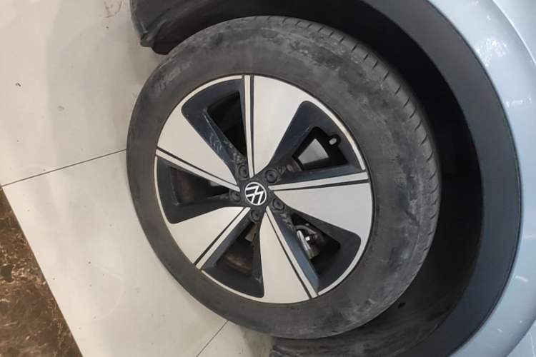 Used Volkswagen ID.4 X 2025 Smart Version Pure & Intelligent Enjoyment Edition Left Front Wheel Hub